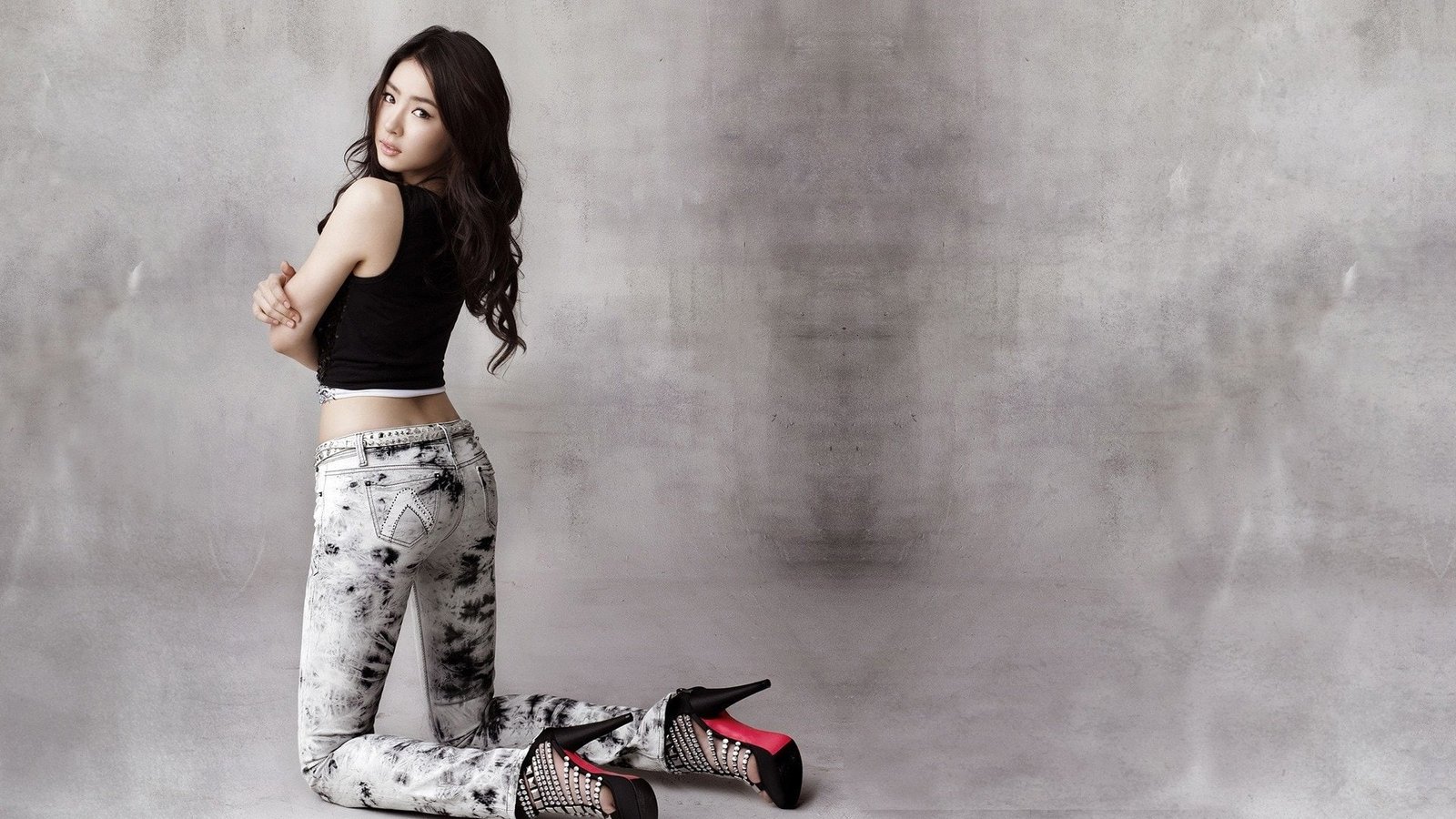 Actresses Shin Se kyung South Korean 2k