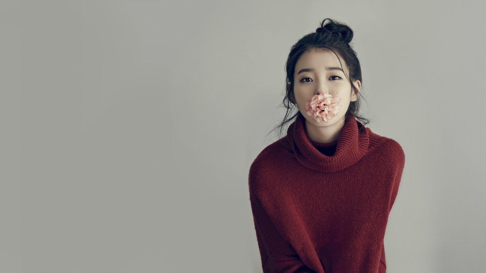 IU women flowers red sweater Korean korean K pop 1 2k Lee Ji-eun