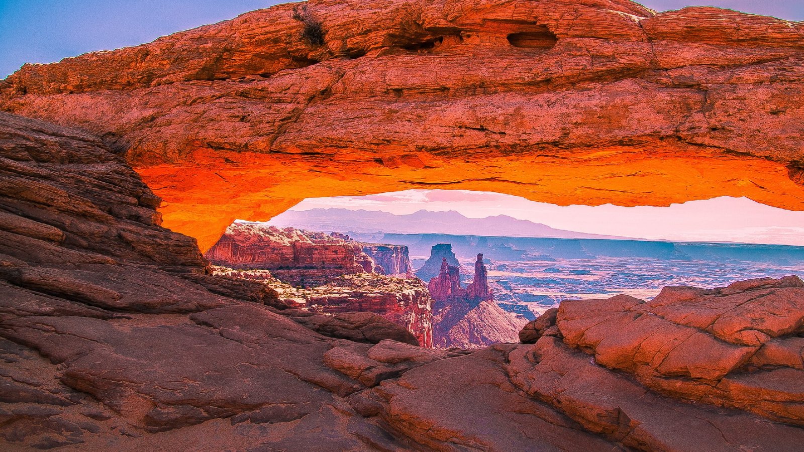 mesa arch moab utah united states canyonlands national park 2k