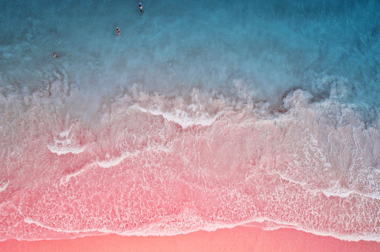 Pink Sands water on seashore ocean wave beach pink color 2k