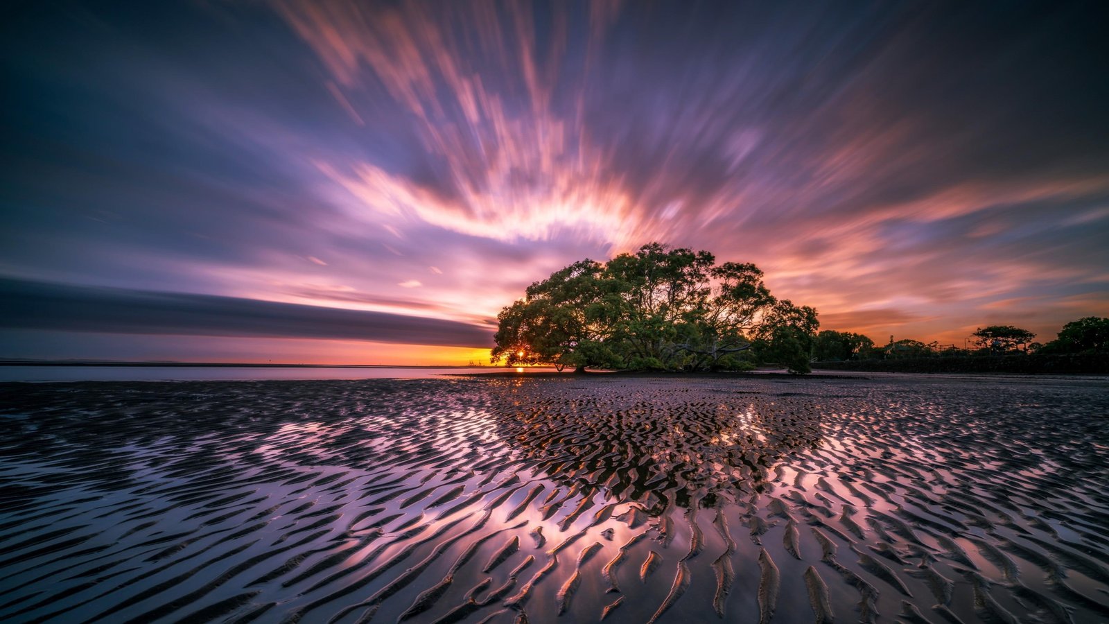 queensland ocean beach waves sand purple sunrise clouds 2k 4k