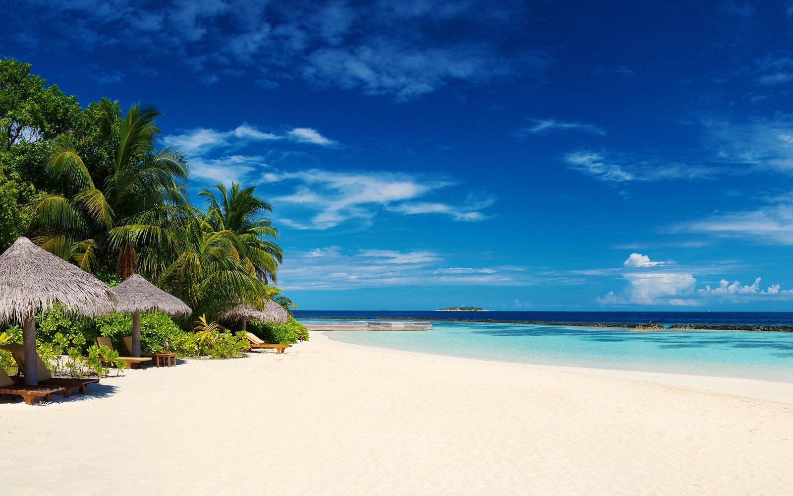 body of water and shore nature landscape Maldives resort 2k