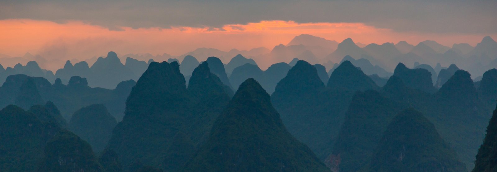 mountain ranges Guilin China mountains sunrise clouds nature 2k 4k 5k
