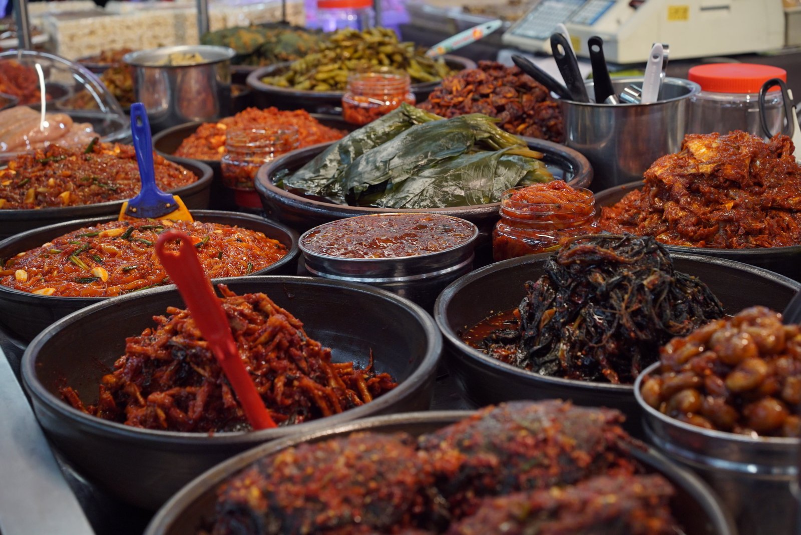 cooked food side dish mart display cases shopping in store 2k 4k