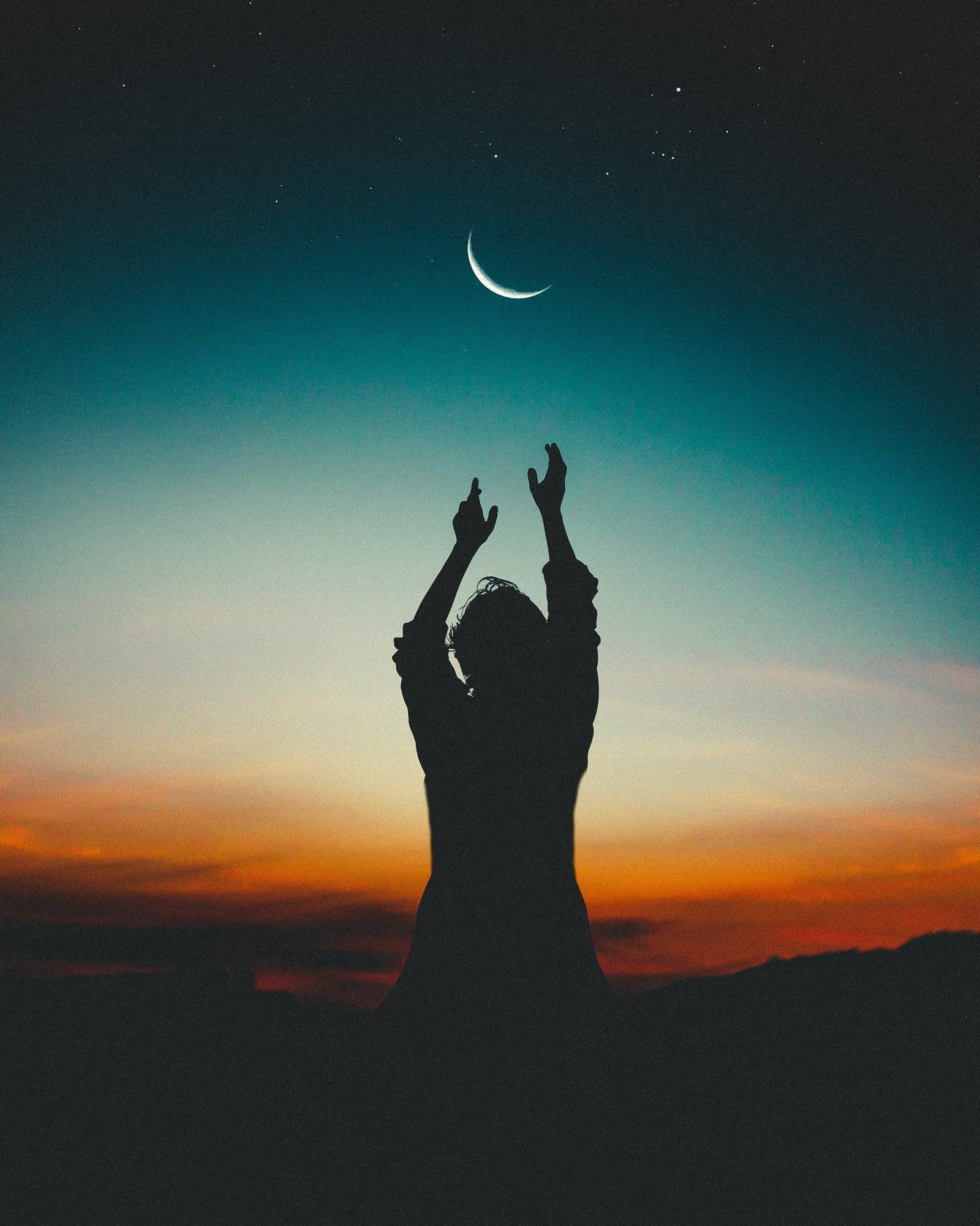 dawn sky man person afterglow backlit beautiful crescent moon 2k