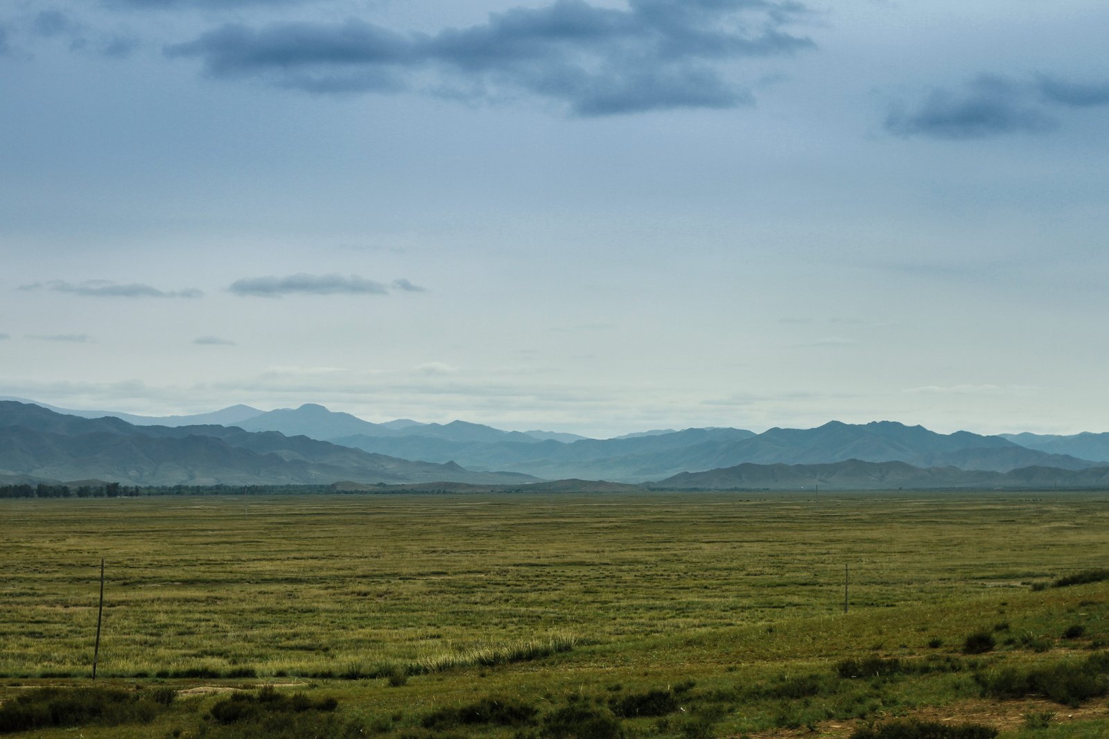 landspace minimal autumn mountains far away natura nature 2k 4k 5k