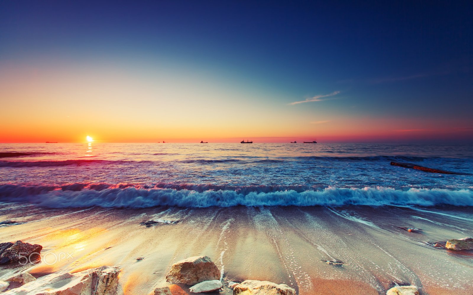 Sunrise Over The Horizon Sea Ships Sandy Beach Waves Beautiful Landscape Wallpapers For Desktop Mobile Phones And Laptops 13 2k 4k