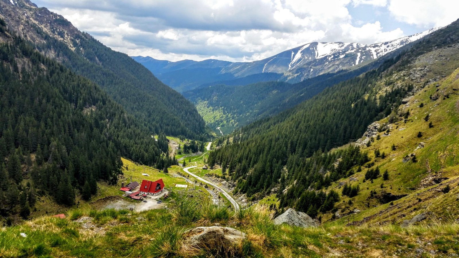 mountain village transylvania transylvanian alps europe 2k 4k