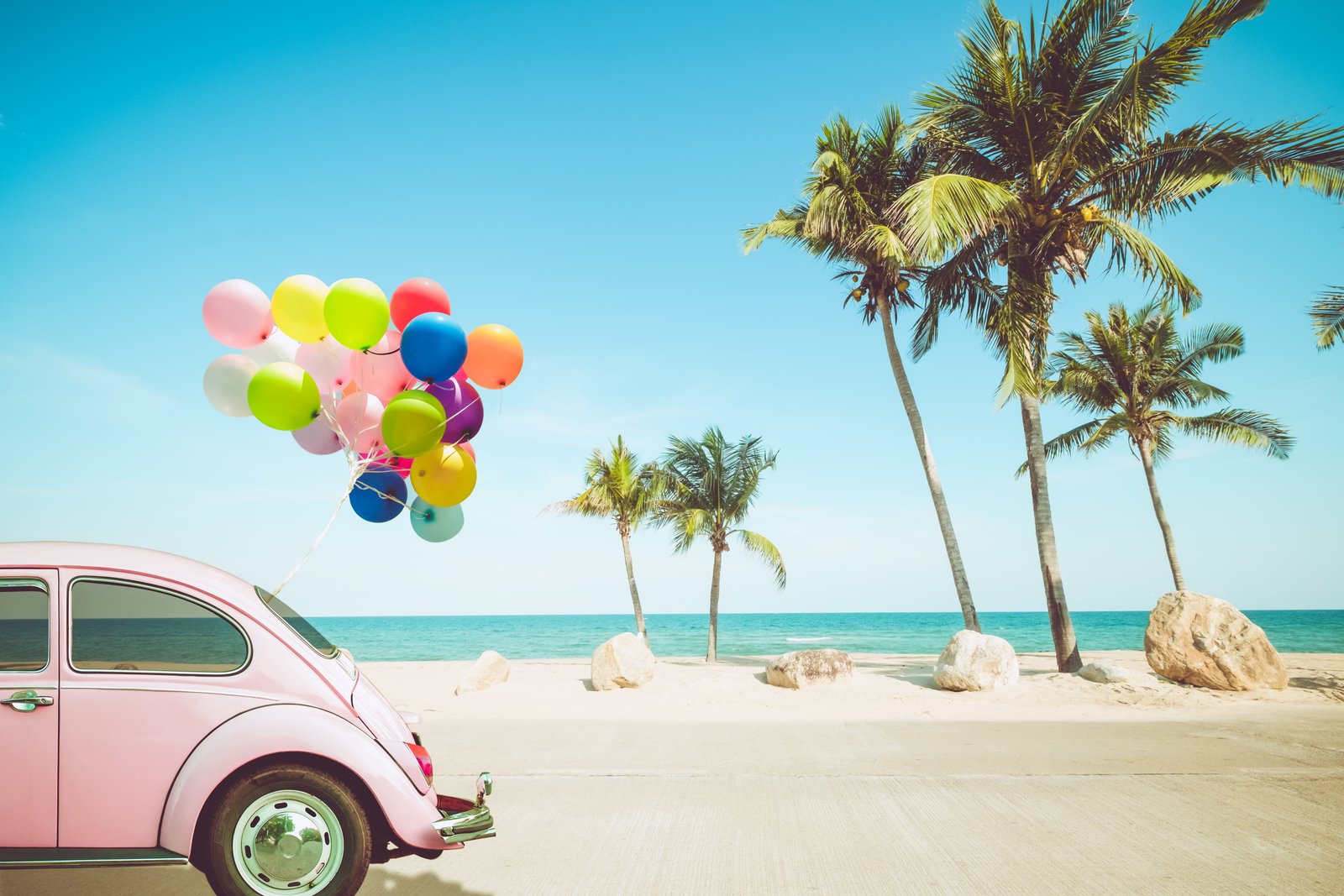 pink Volkswagen Beetle coupe sand sea wave car beach summer 2k 4k 5k