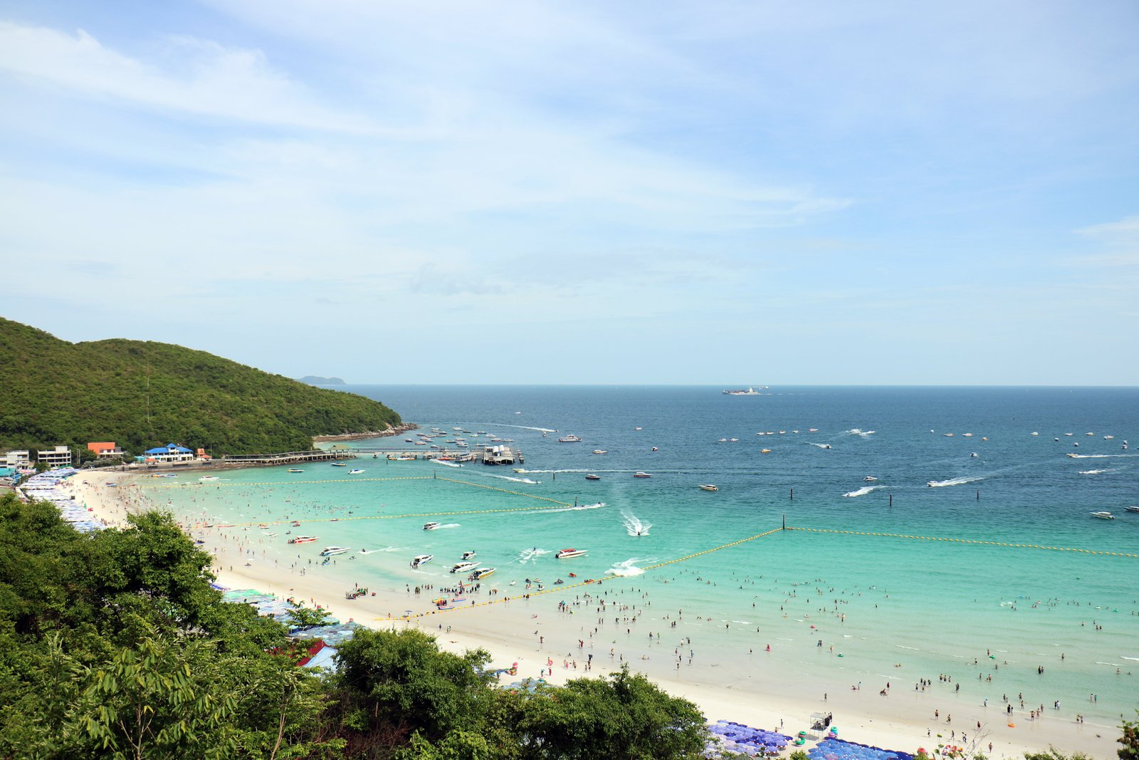 view of people at the beach pattaya thailand water sea sky 2k 4k 5k