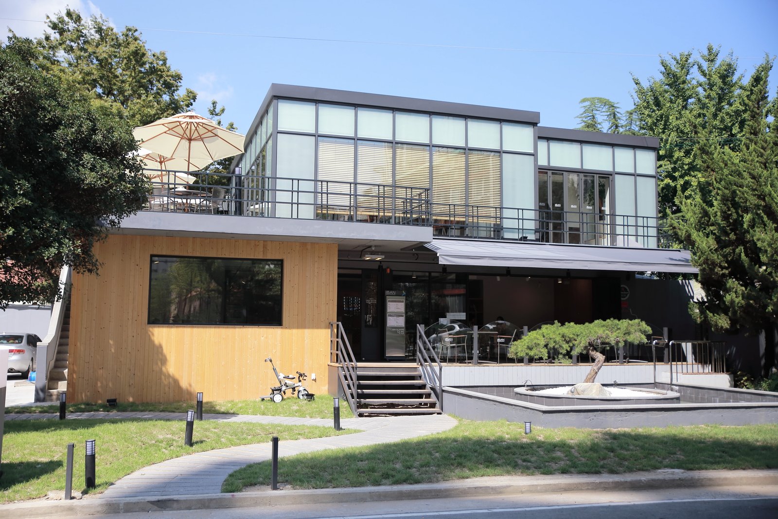 durban daegu restaurants fusion korean building exterior 2k 4k 5k