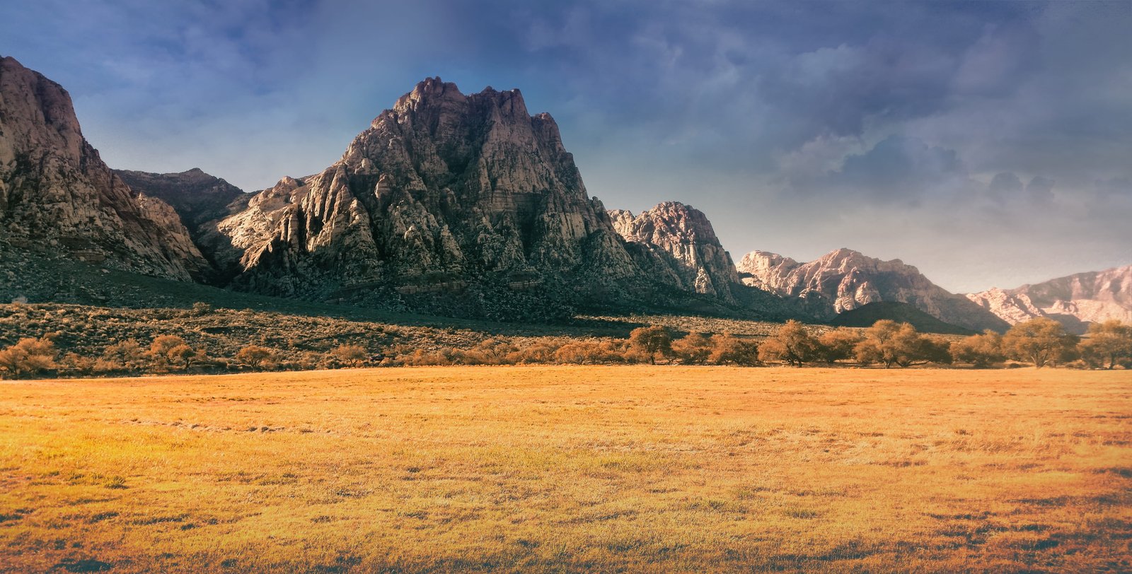 scenery of plain field and mountain desert spring ranch state park 2k 4k 5k