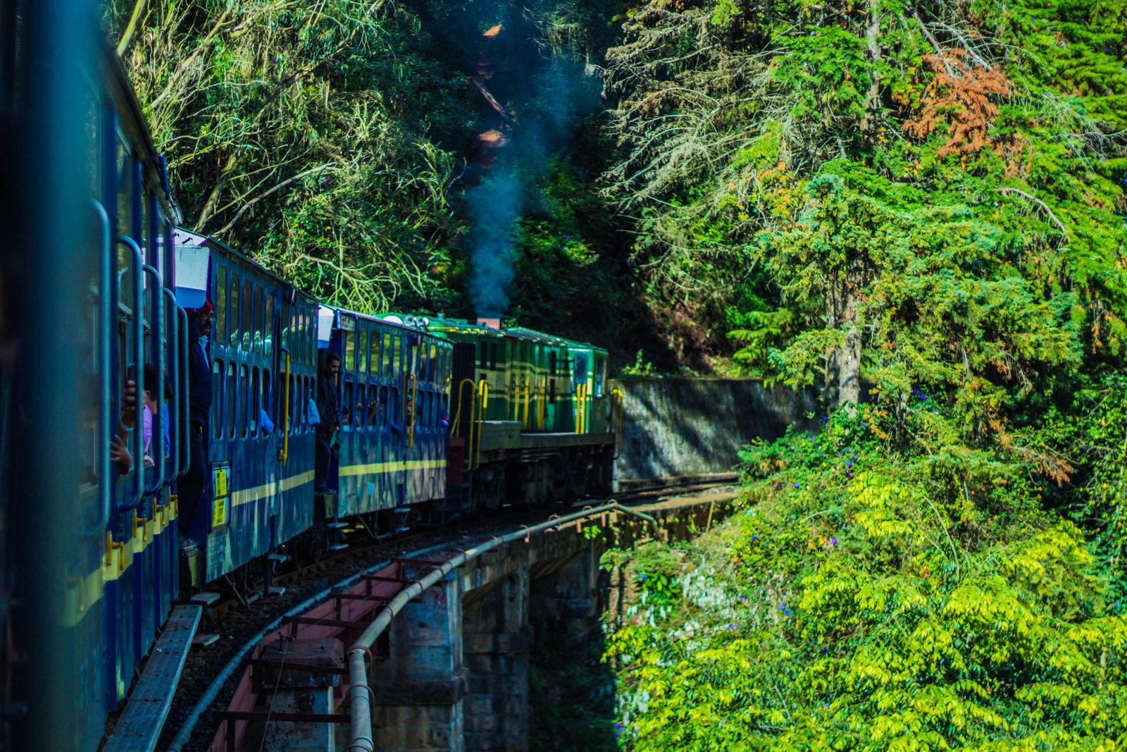 india ooty indian railways hill station trees nature adventurous 2k 4k 5k