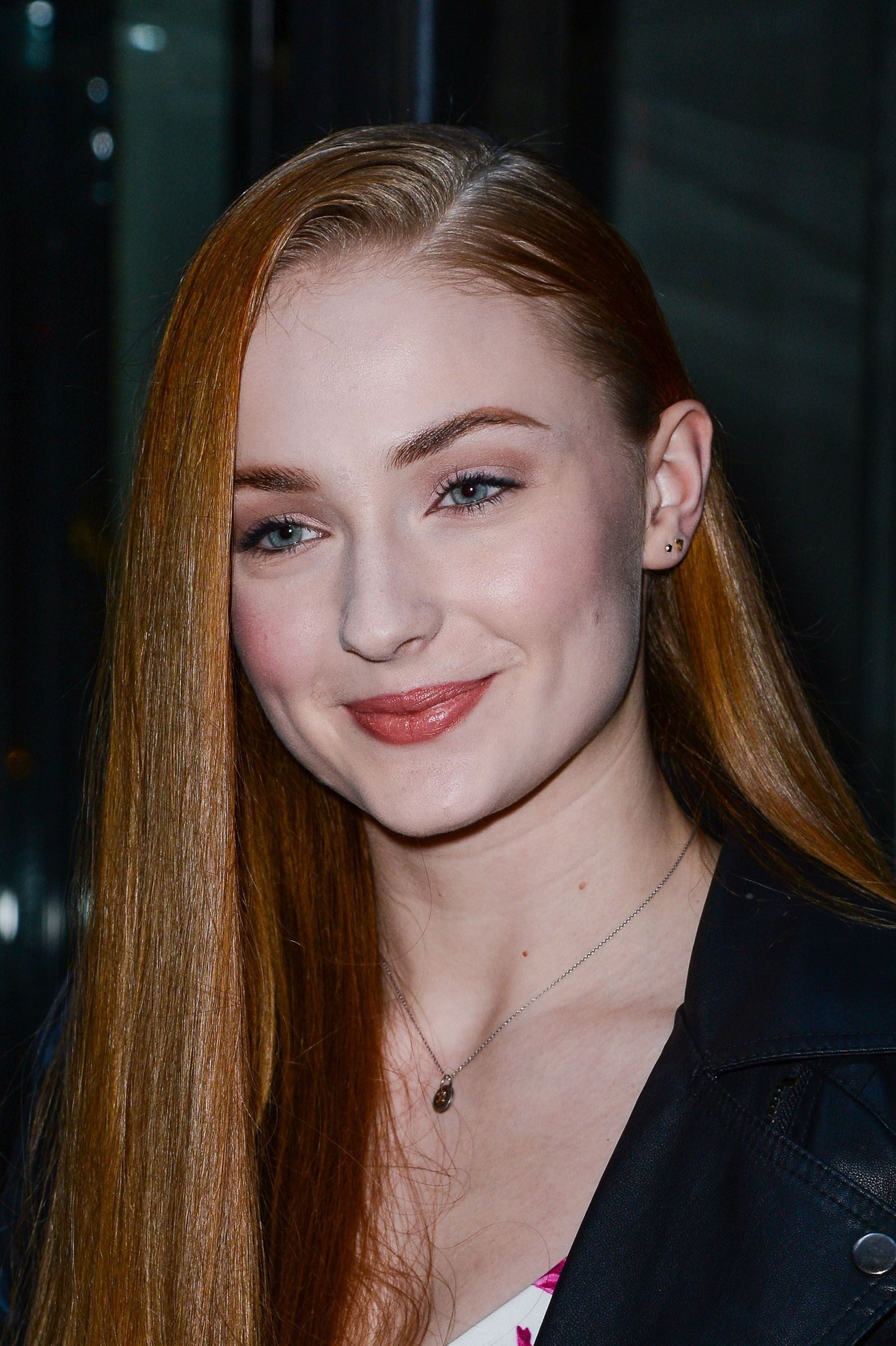 Sophie Turner actress celebrity celeb celebrities hollywood 2k