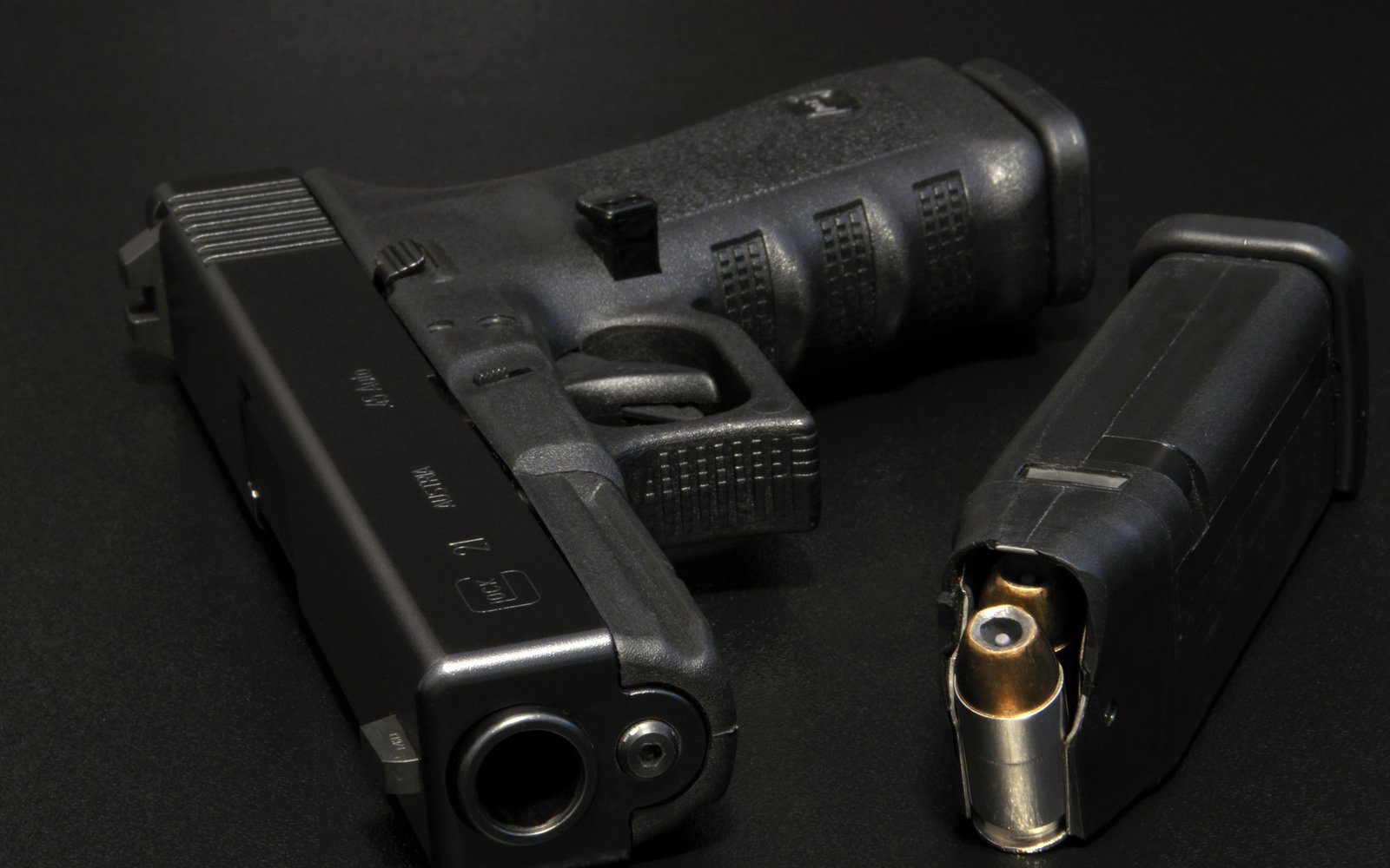 black semi automatic pistol macro gun weapons Glock 21 handgun 2k