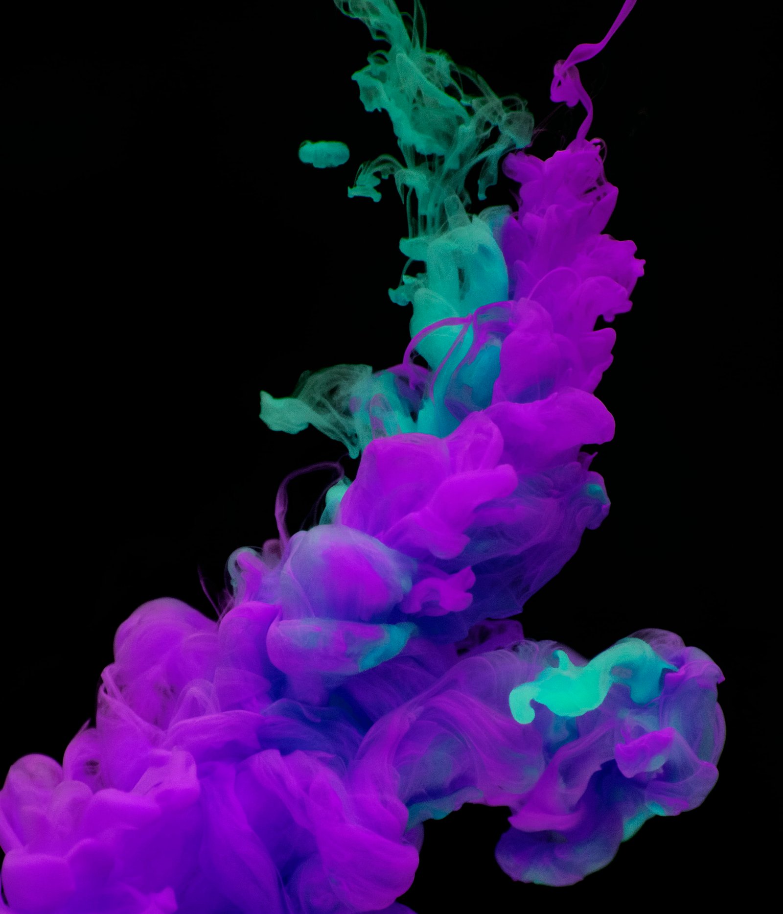 Closeup Photo of Purple and Teal Smoke Wallpaper abstract acrylic 2k