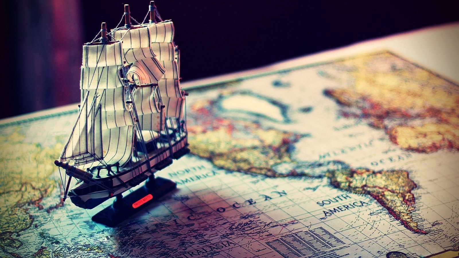 Sailing Ship World Map Miniatures Macro Maps Continents 2k