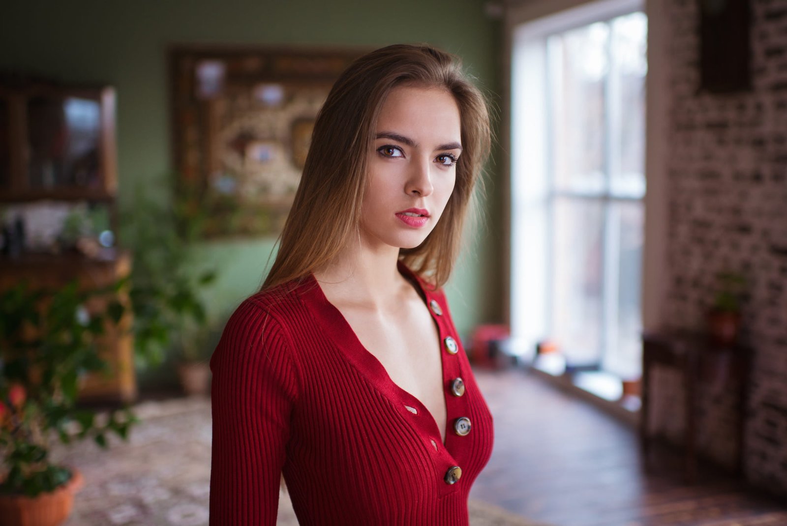 Maxim Romanov portrait brunette women indoors pink lipstick 2k