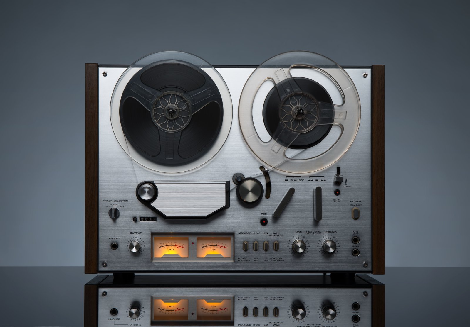 retro music player tape hi tech bokeh technology reel 2k 4k 5k
