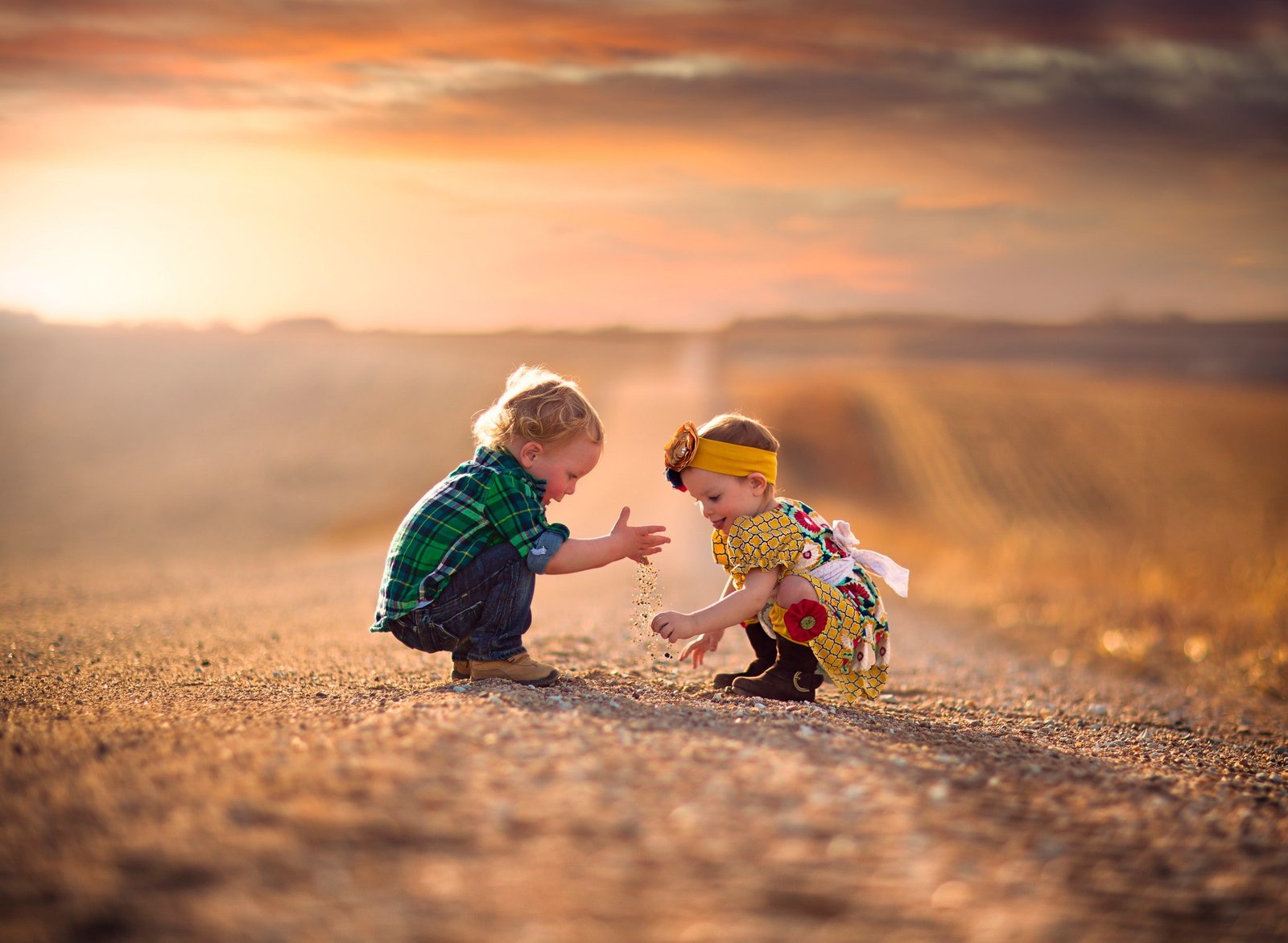Small boy and girl on road smile bokeh 2k