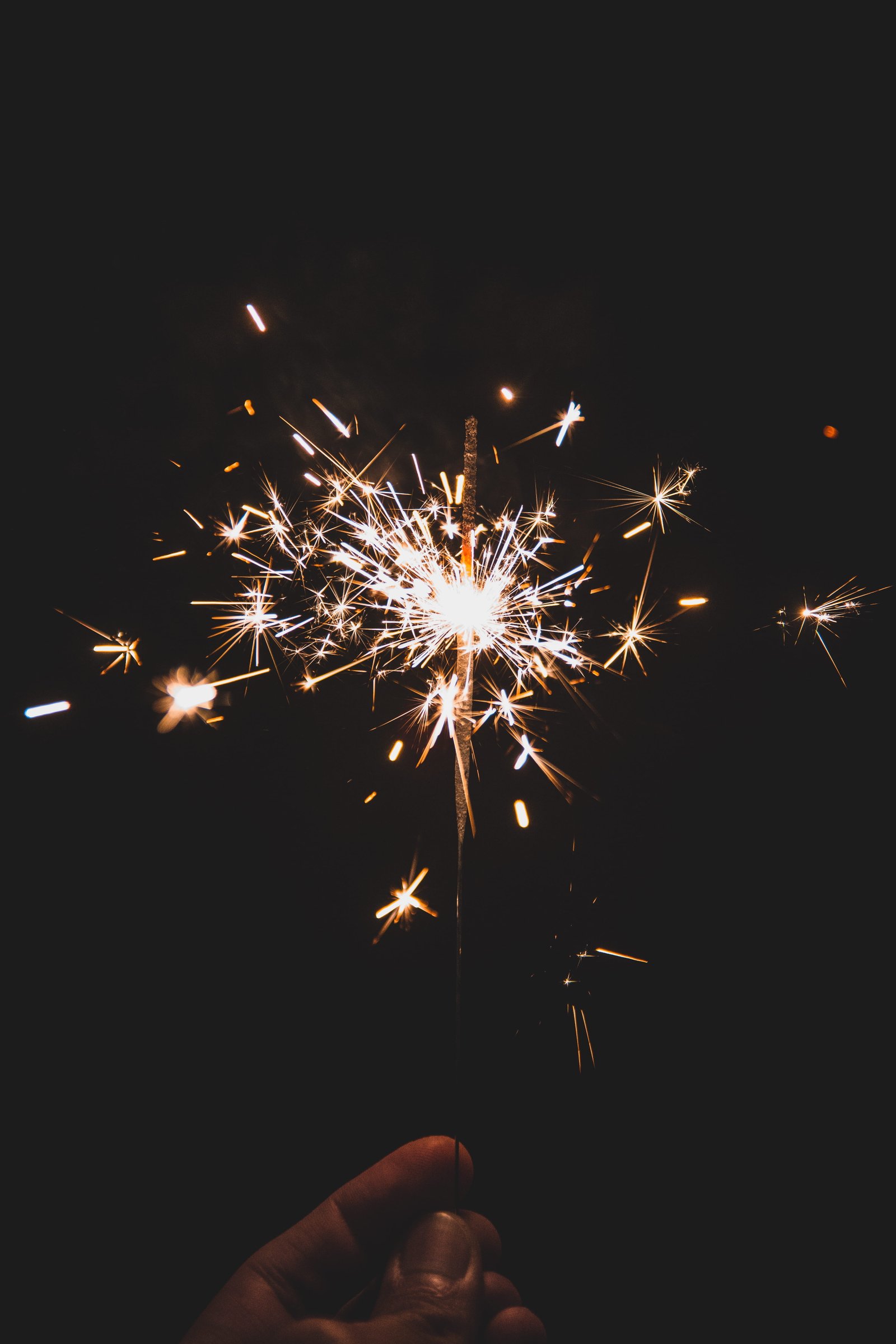 sparklers diwali fireworks glow new year years bokeh 2k 4k
