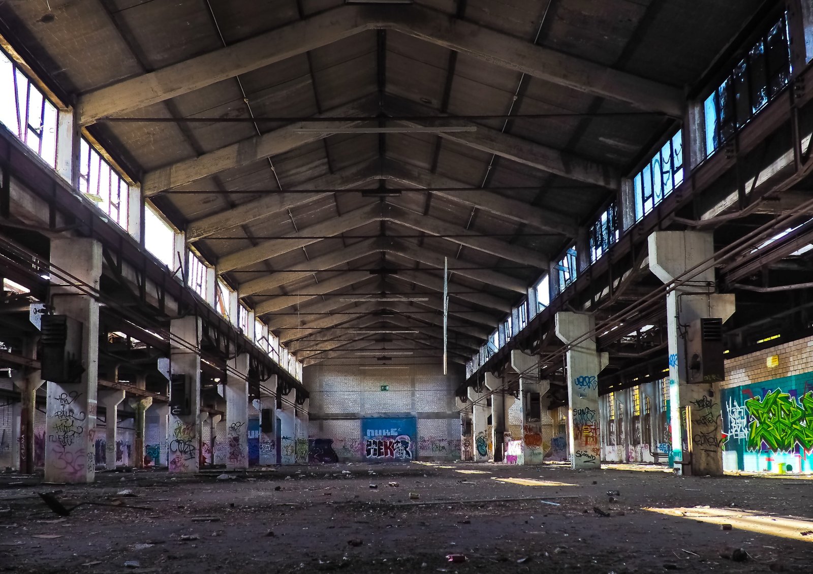 Lost Factory Old lost places leave industrial building 2k 4k