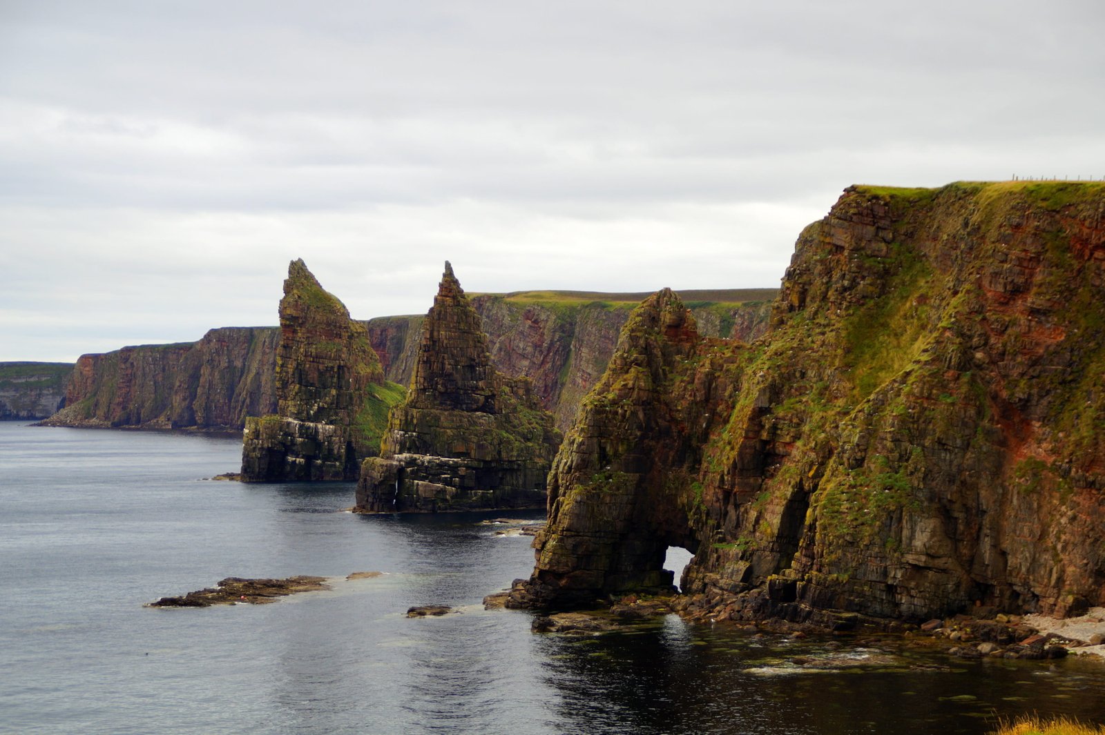 scotland north of cliff landscape rock needles 2k 4k
