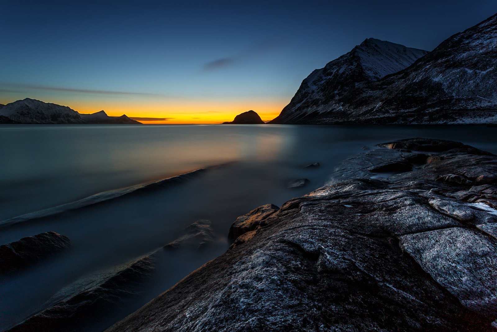 landscape photography of mountain near sea norway haukland widescreen dualmonitor dualscreen 2k