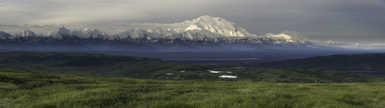 landscape nature valley mountains snowy peak mist panorama widescreen dualmonitor dualscreen 2k 4k 5k