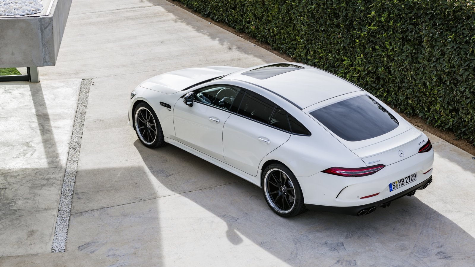 Mercedes Benz AMG 4 Door Cars 2k 4k 5k 8k