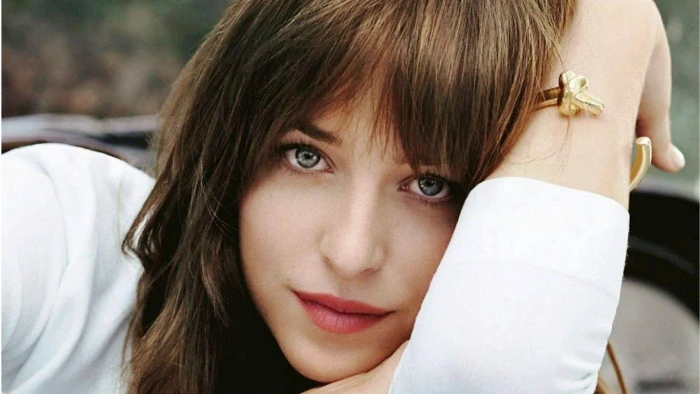 dakota johnson close up actress hollywood