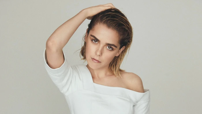 boyish actress kiernan shipka hollywood 2k