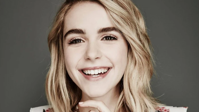 kiernan shipka fresh young look actress hollywood