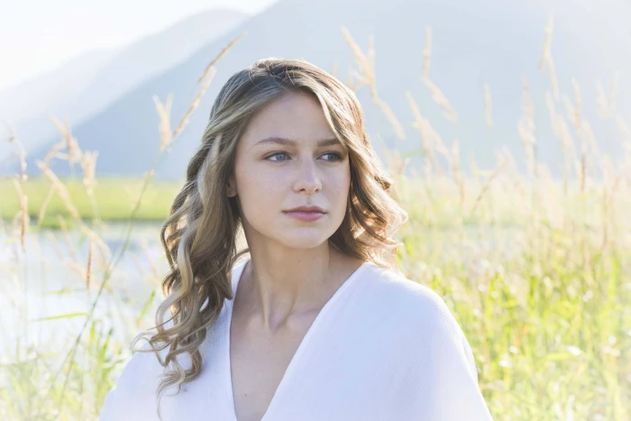 melissa benoist white dress actress hollywood 2k