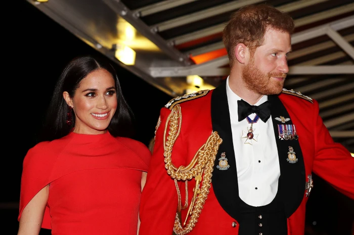 meghan markle prince harry matching red actress hollywood 2k