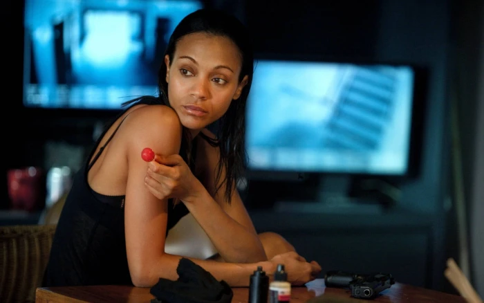 zoe saldana holding lollipop actress hollywood