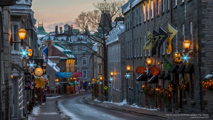 Rue St Louis at Christmas Quebec City Holidays 2k