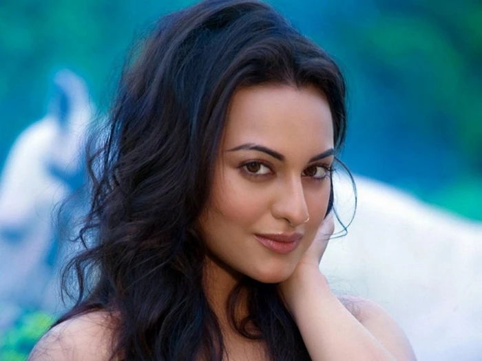 actress babe bollywood indian model sinha sonakshi