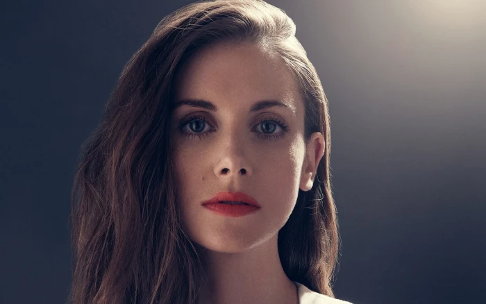 Actresses Alison Brie Brunette
