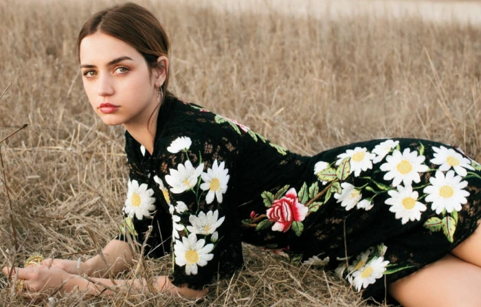 Actresses Ana de Armas plant one person flower flowering