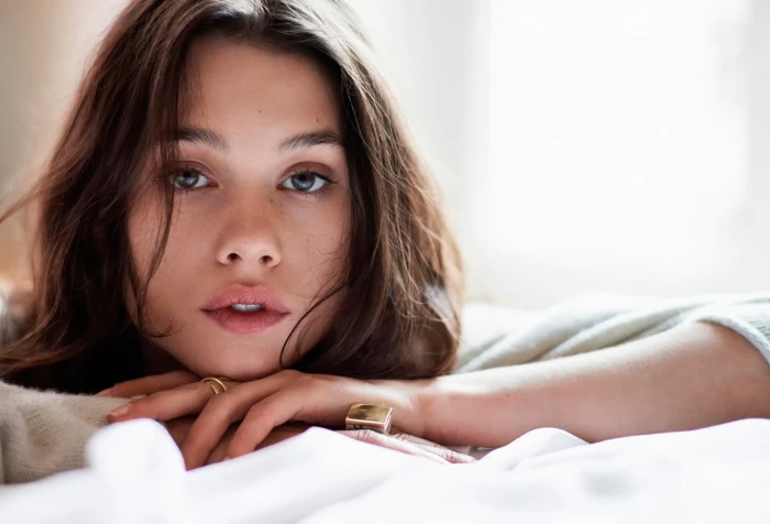 Actresses Astrid Berg s Frisbey Brunette Face French Model