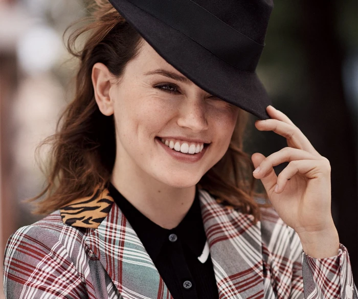 Actresses Daisy Ridley Brunette English Face Hat Smile