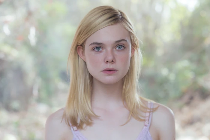 Actresses Elle Fanning