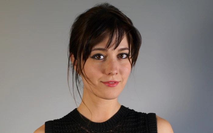Actresses Mary Elizabeth Winstead Brunette