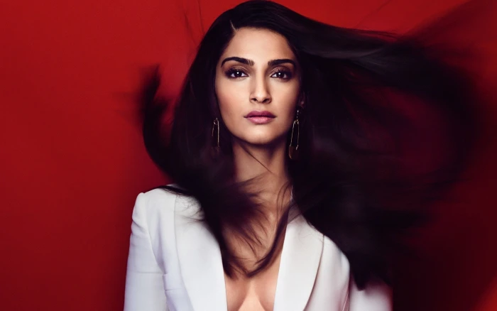 Actresses Sonam Kapoor Brown Eyes Brunette Indian Woman