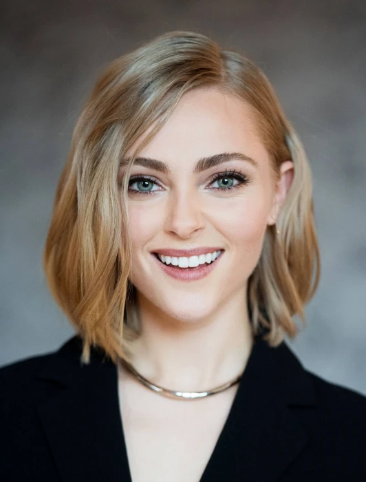 AnnaSophia Robb women actress blonde blue eyes short hair