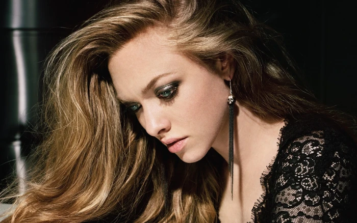 Amanda Seyfried actress celebrity women blonde hair one person