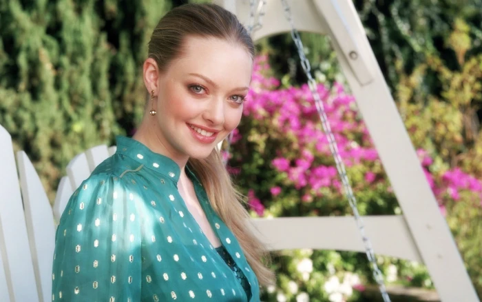 Amanda Seyfried actress smiling portrait happiness one person