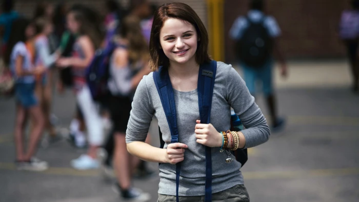 American actress Joey King smiling young adult front view 2k 4k 5k