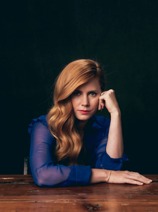 Amy Adams actress redhead green eyes looking at camera